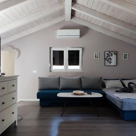 Viva 1 Rovinj Apartment Ngoại thất bức ảnh