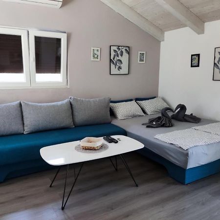 Viva 1 Rovinj Apartment Ngoại thất bức ảnh